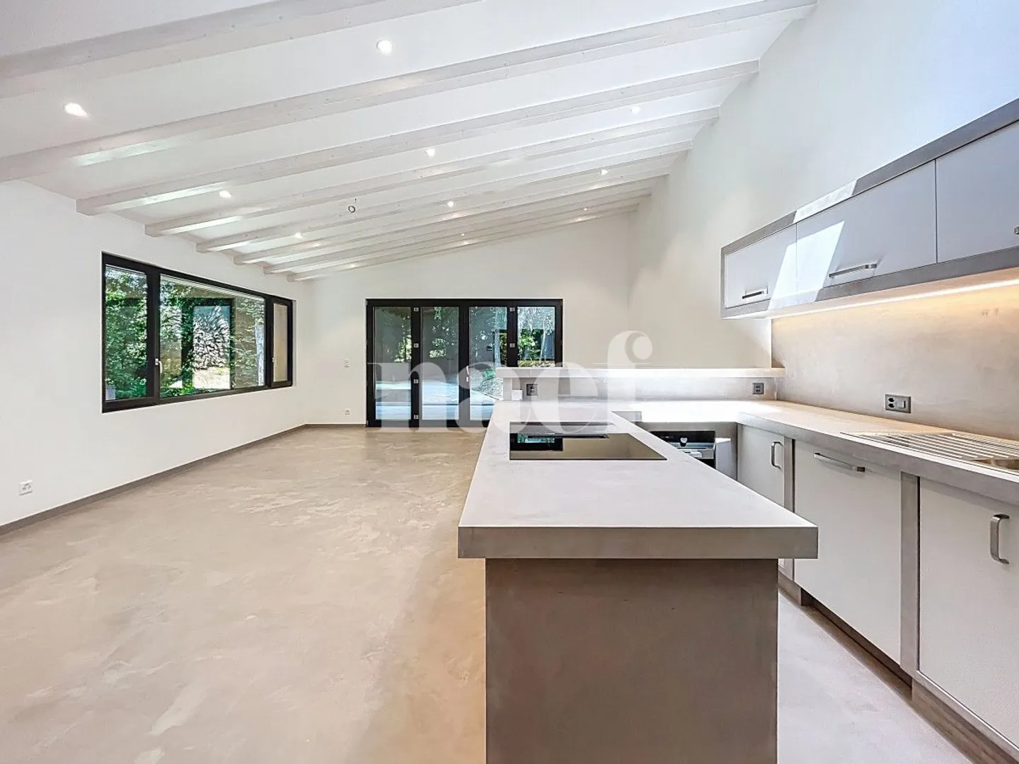 3.5 Room House - Photo 3 of 12