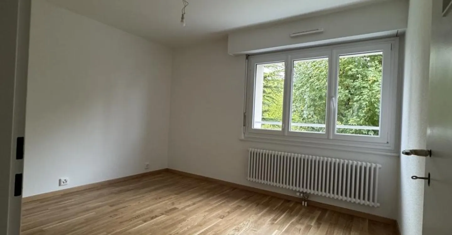 Logement rénové de 3.5 pièces au 1er étage - Photo 3 sur 10