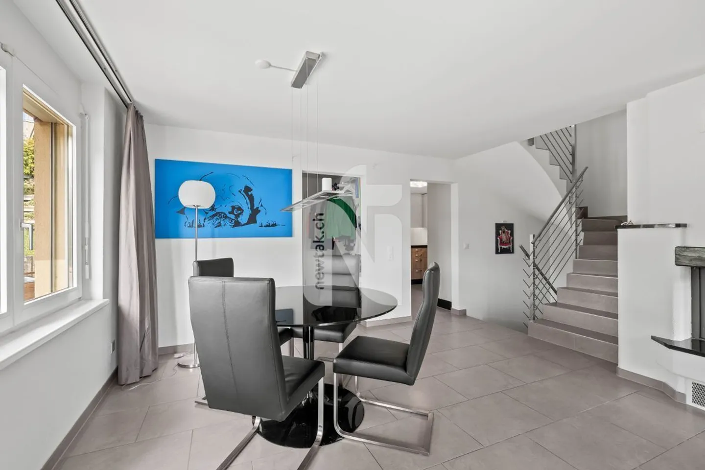 Quiet, modern, family-friendly with unobstructed views of greenery, garden and underground parking spaces - Photo 7 of 13