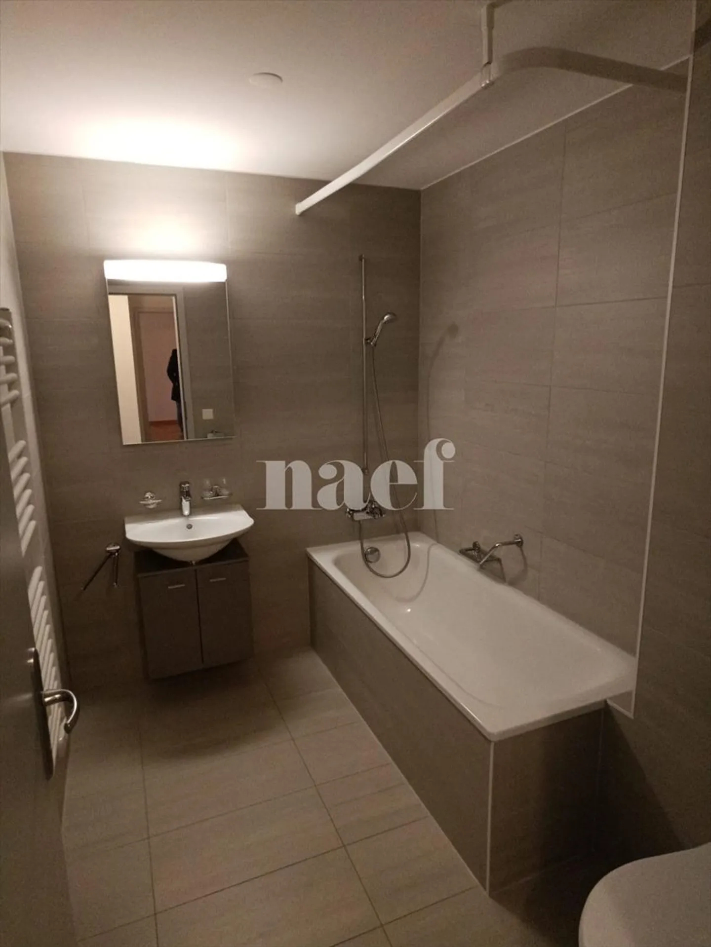 Appartement 2.5 pièces - Photo 4 sur 5