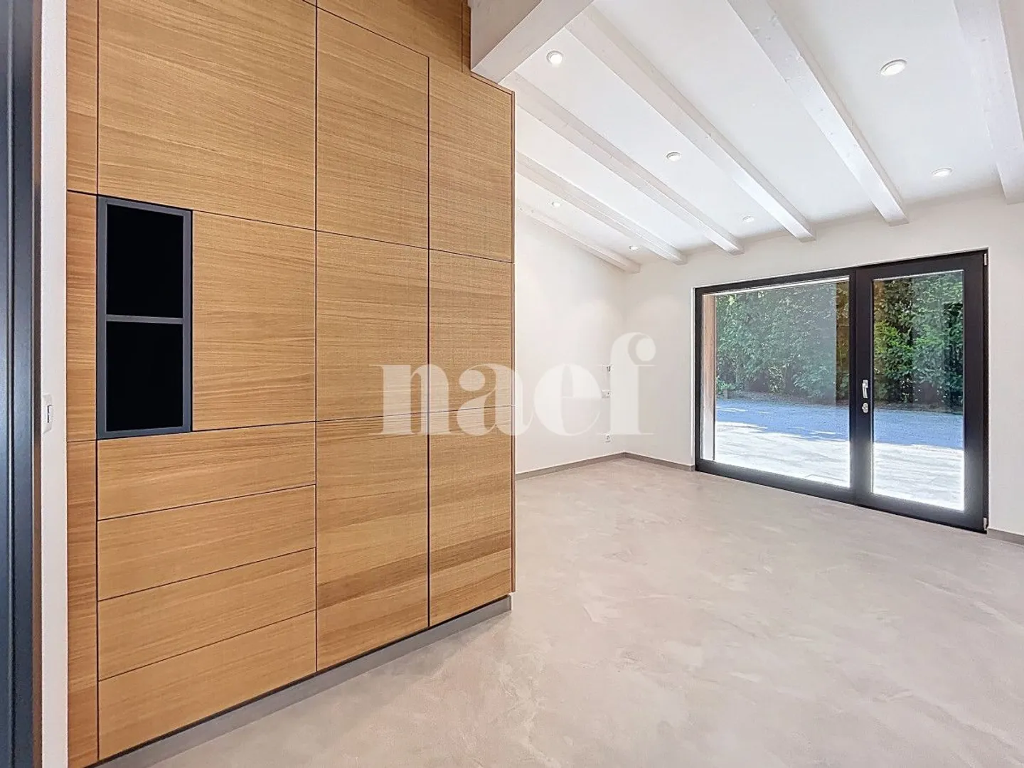 3.5 Room House - Photo 10 of 12
