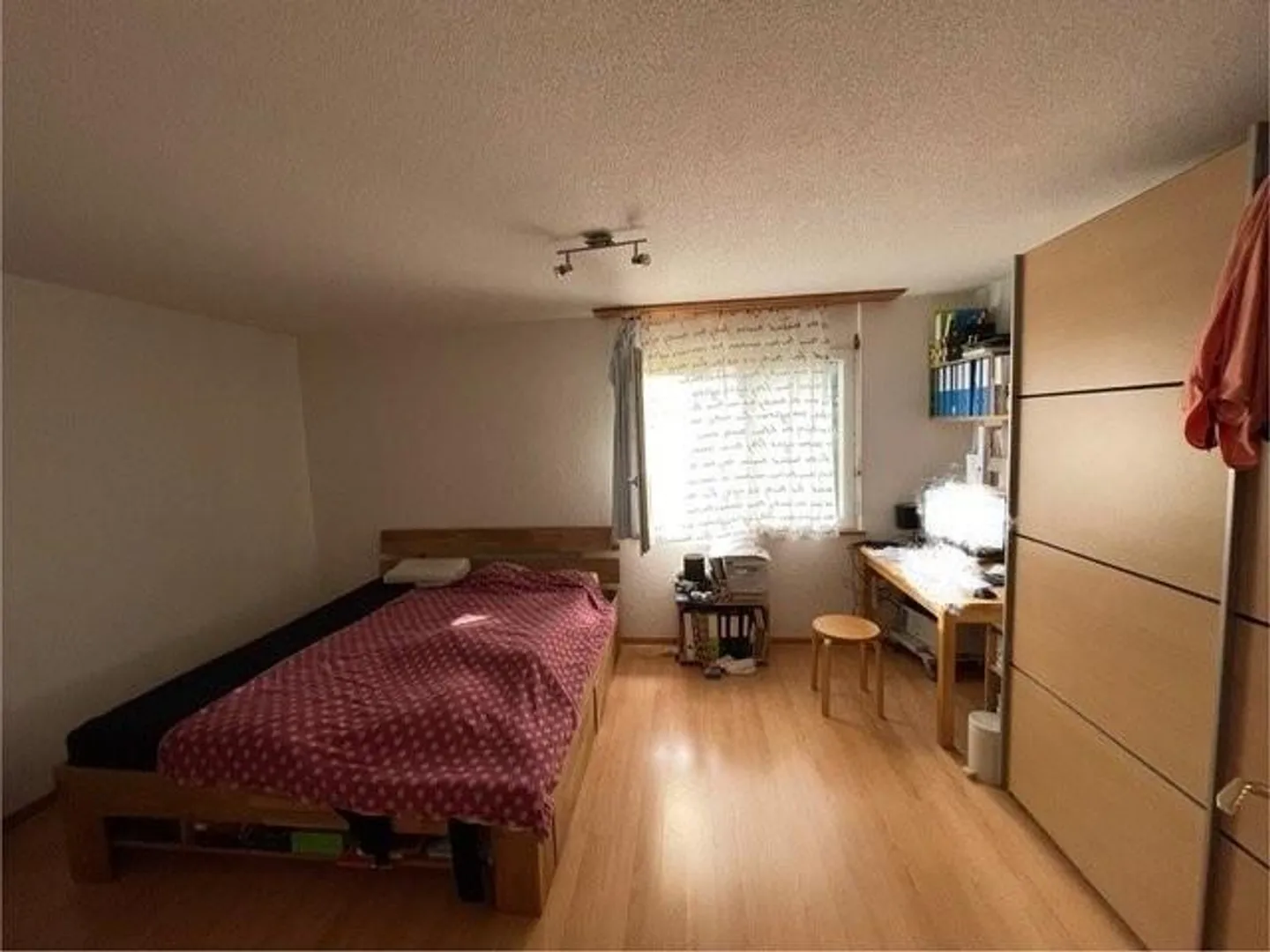 4.5-Zimmer-Maisonettewohnung mit Garten in Port zu vermieten - Foto 6 von 12