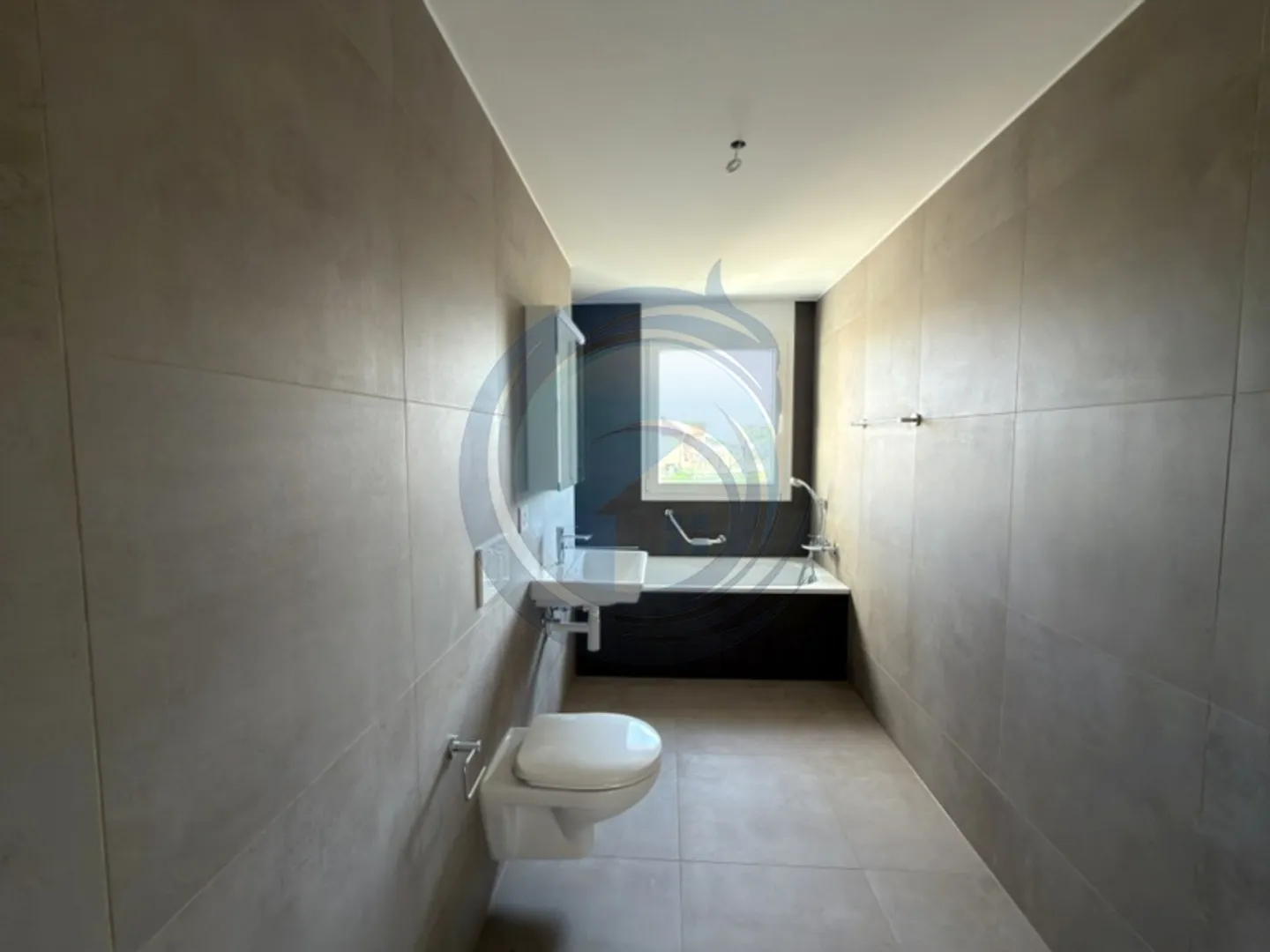 Beautiful new 3.5-room apartment with balcony - Photo 10 of 11