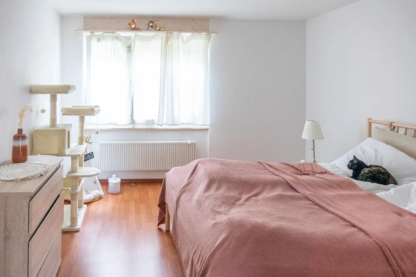 Appartement 4.5 pièces avec espace jardin et vue sur la ville - Photo 6 sur 11