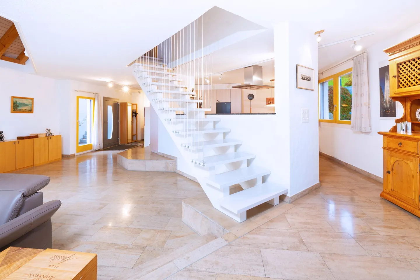 Panoramic View Meets Living Style - Two-Part Residential Residence - Photo 6 of 12