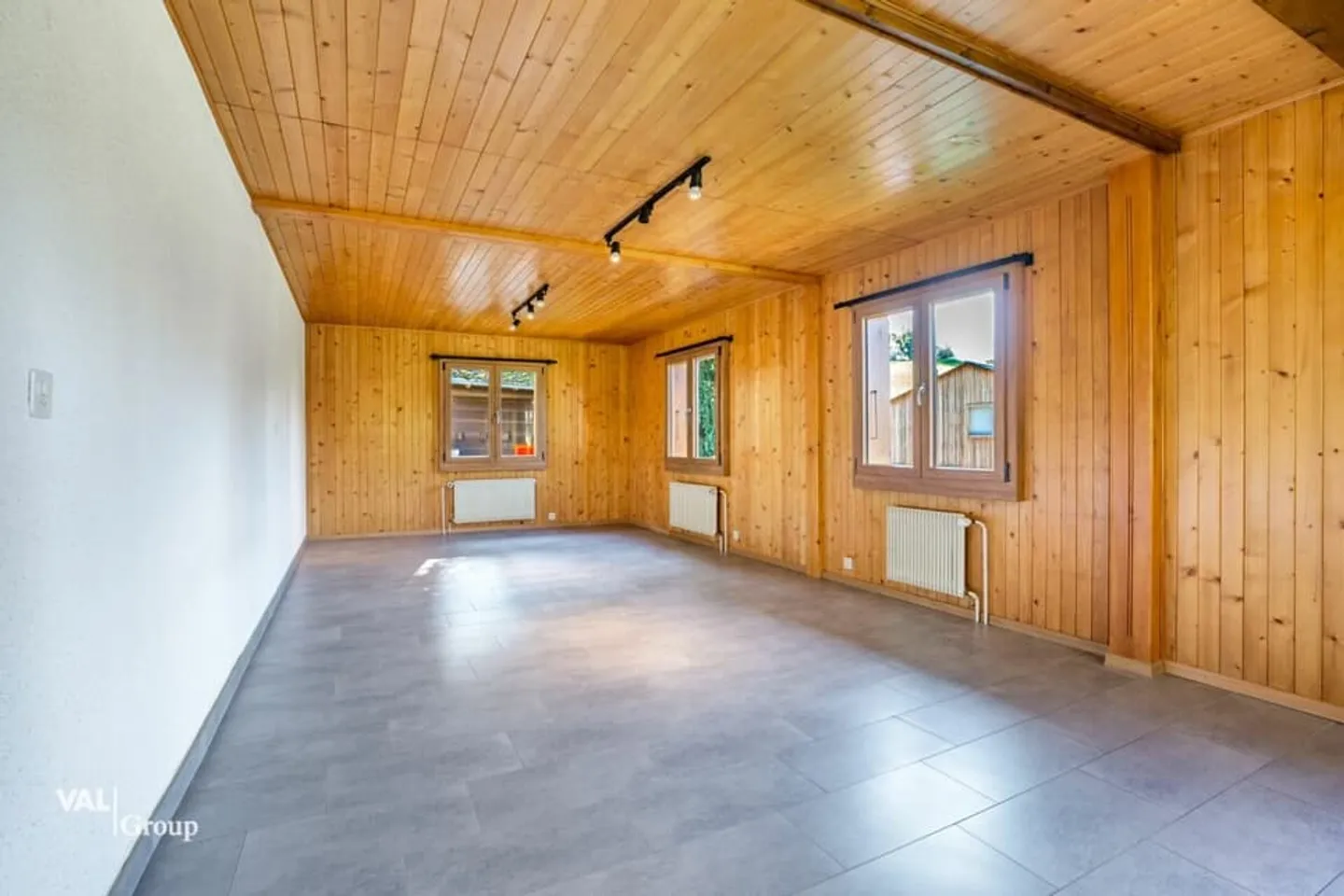 Chalet à louer à l'année, en pleine nature au coeur des Alpes - Foto 3 di 13