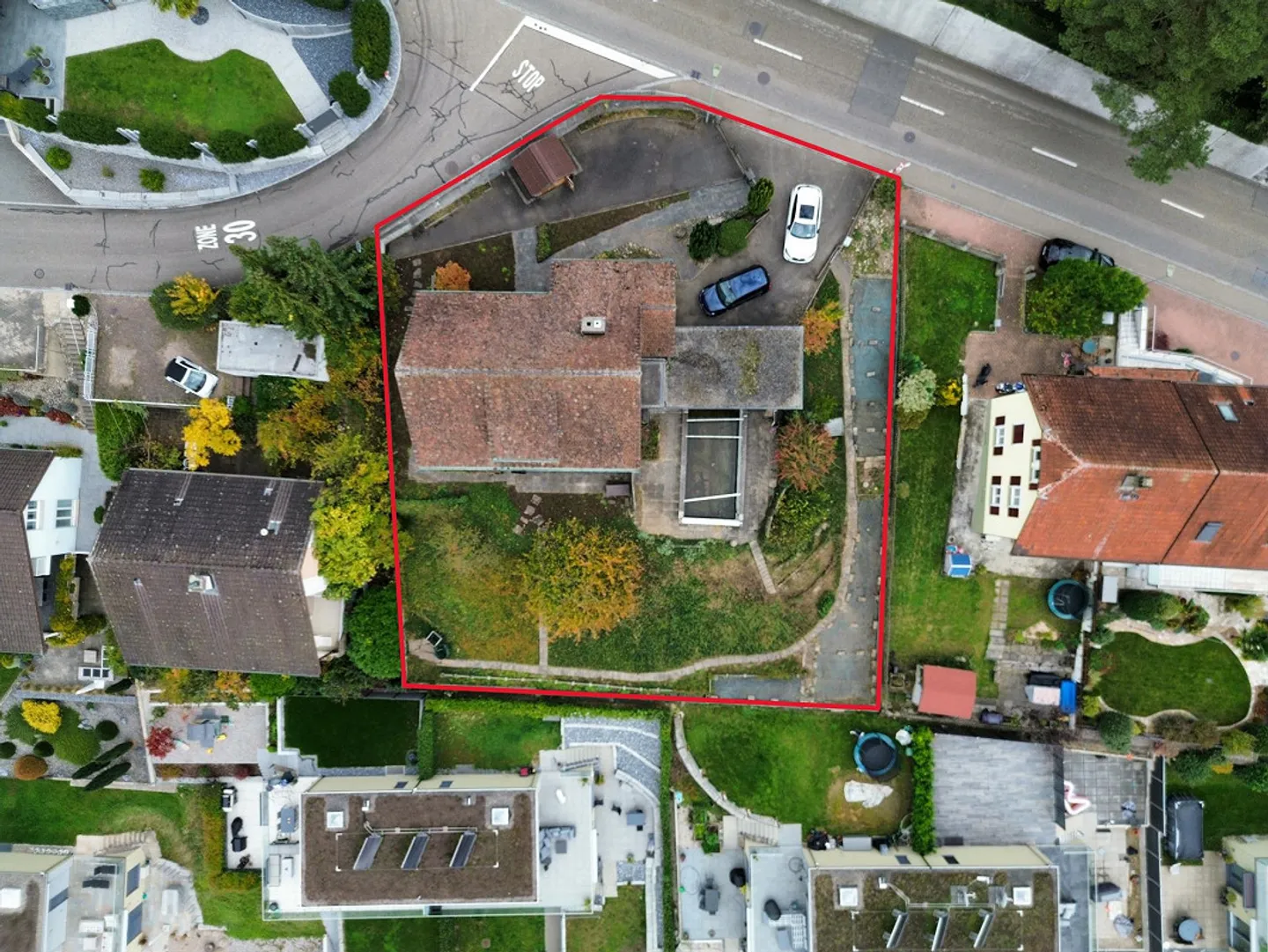 Charming 4.5-room single-family house with pool and mountain view in Füllinsdorf - Photo 2 of 20