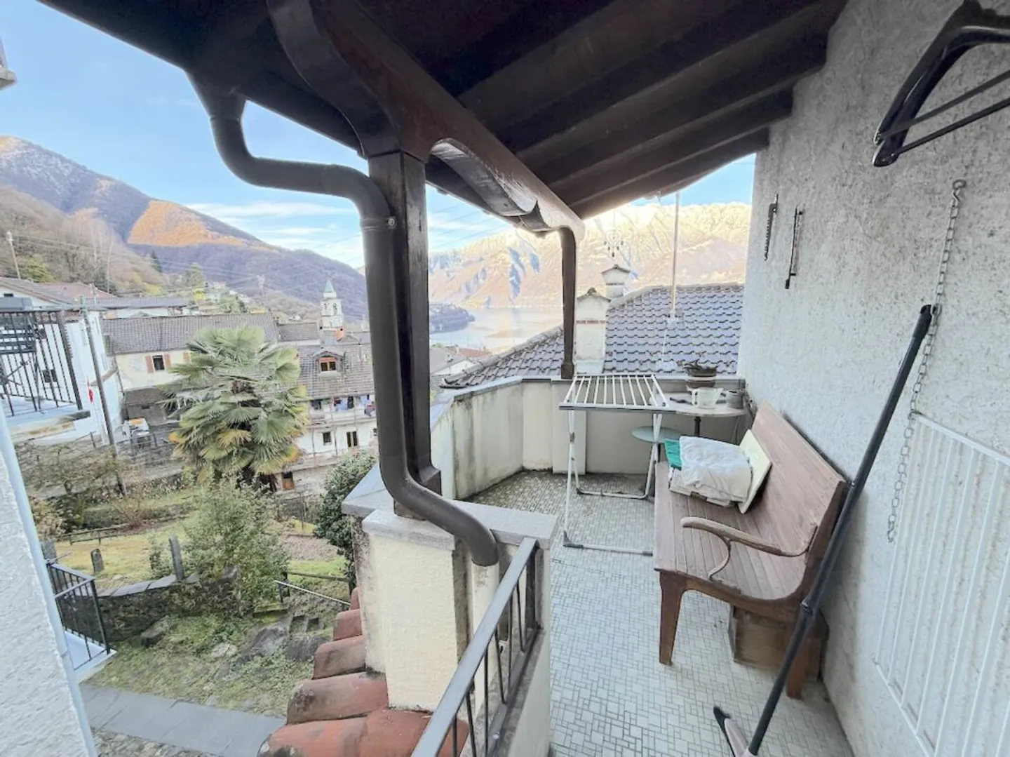 Quiet detached house with 5 rooms and lake view - Photo 7 of 14