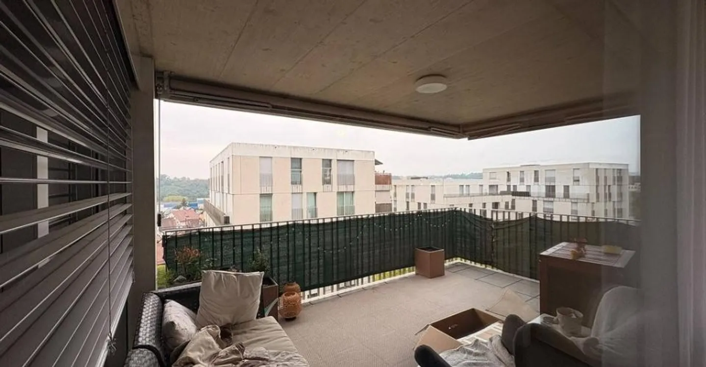 Large accommodation close to all amenities - Photo 4 of 4
