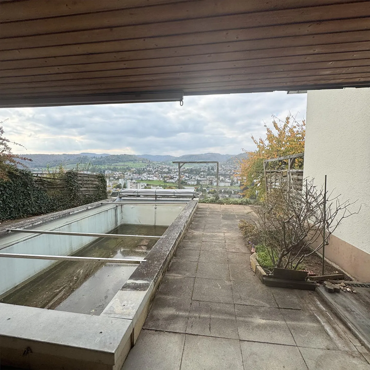 Charming 4.5-room single-family house with pool and mountain view in Füllinsdorf - Photo 16 of 20