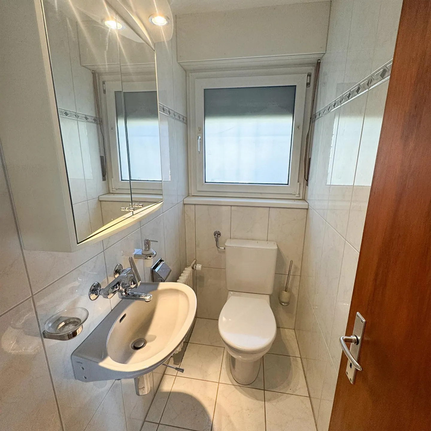 Charming 4.5-room single-family house with pool and mountain view in Füllinsdorf - Photo 12 of 20