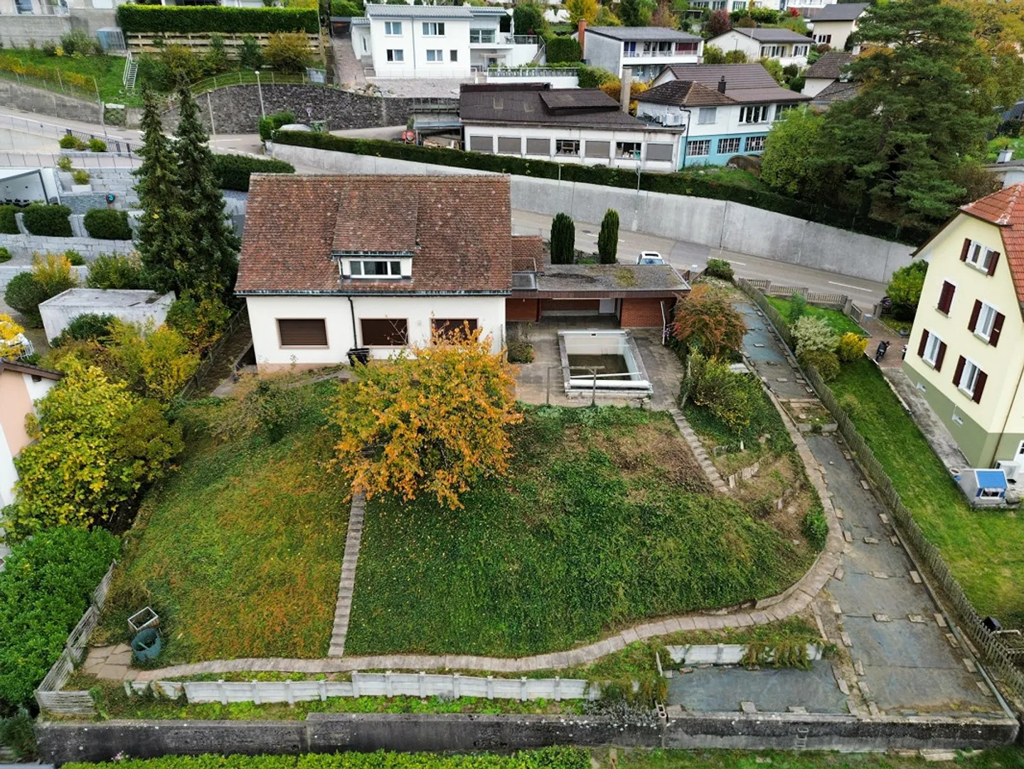 Charming 4.5-room single-family house with pool and mountain view in Füllinsdorf - Photo 20 of 20