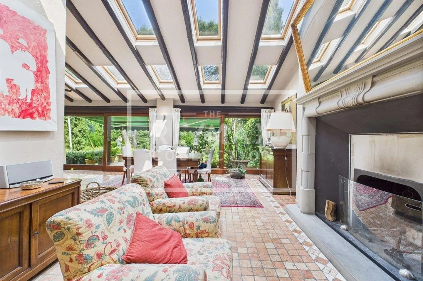 Villa esclusiva con piscina - Foto 5 di 13