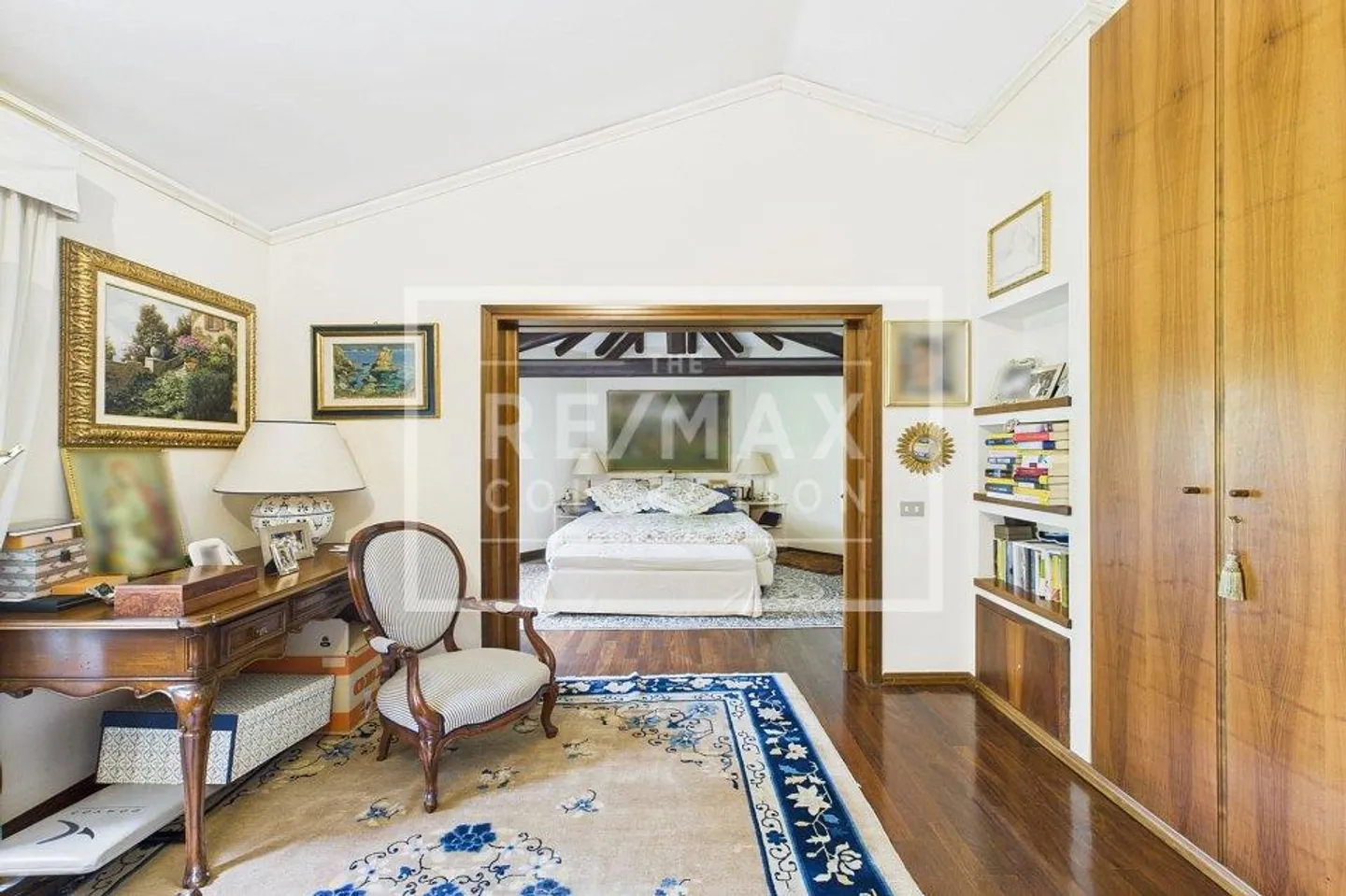 Villa esclusiva con piscina - Foto 11 di 13