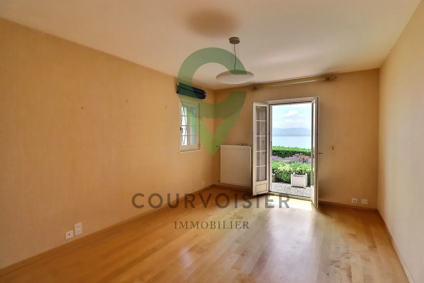 Charming Ground Floor Apartment - Photo 10 of 18