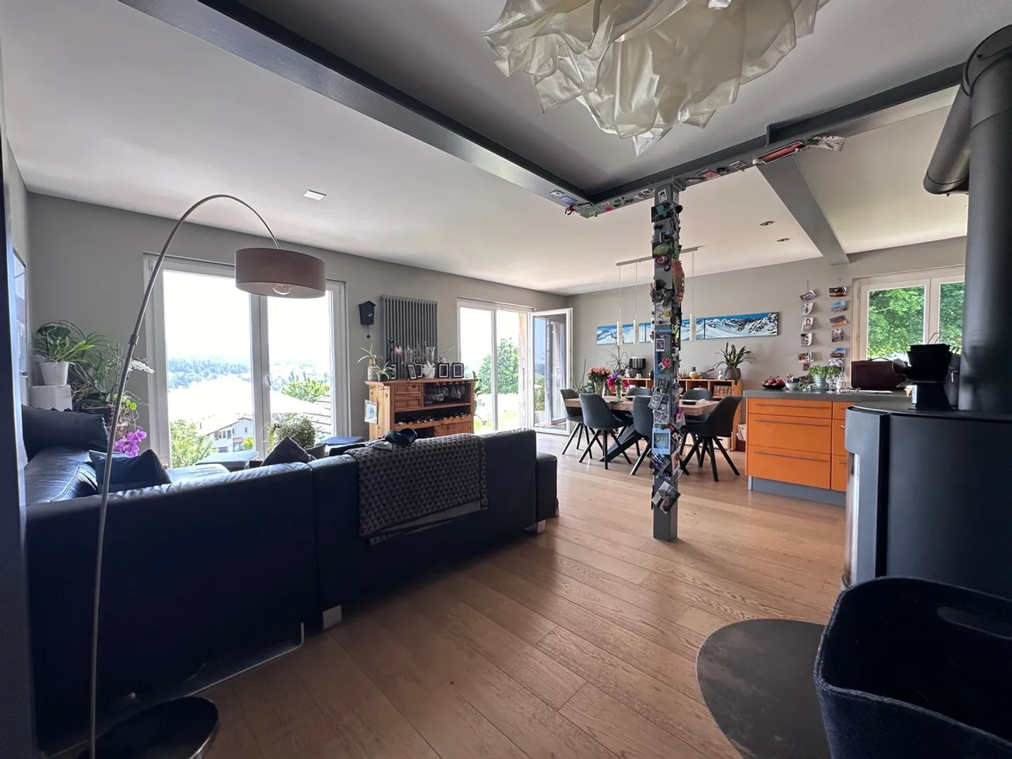 Villa with 6.5 rooms in La Chaux-de-Fonds, Canton Neuchâtel - Photo 4 of 13