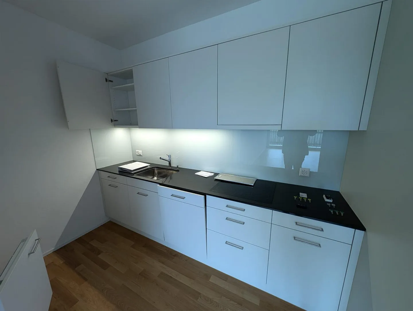 Looking for a new tenant, beautiful 2.5-room apartment with parking space in Cham - Photo 6 of 10