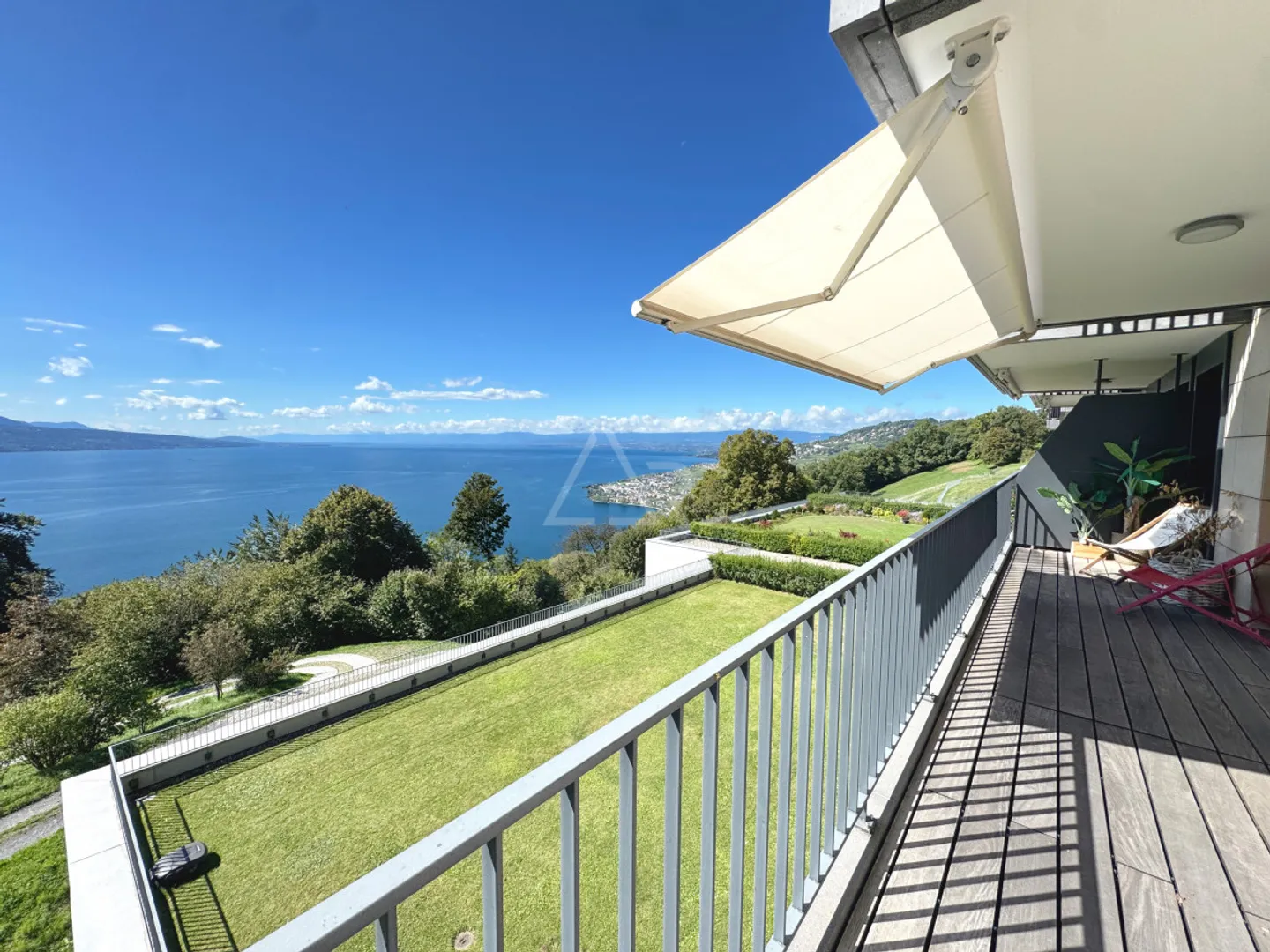 4,5-Zimmer-Wohnung mit Panoramablick auf den Genfersee - Foto 1 von 9