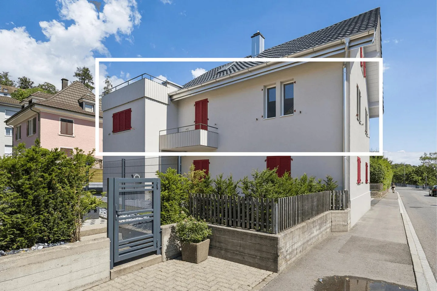 Renovierte Wohnung mit Terrasse - Foto 1 von 10