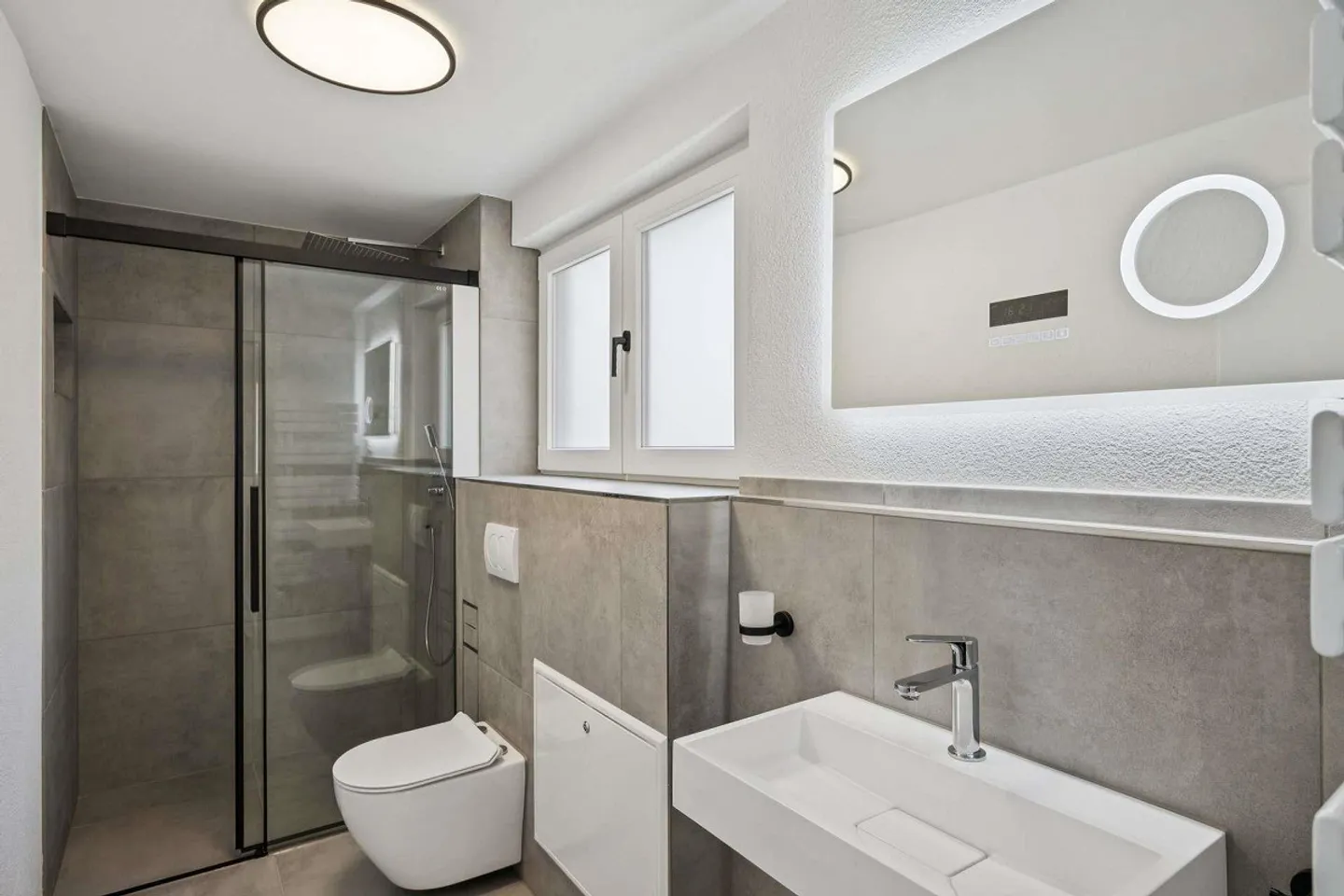 Renovierte Wohnung mit Terrasse - Foto 6 von 10