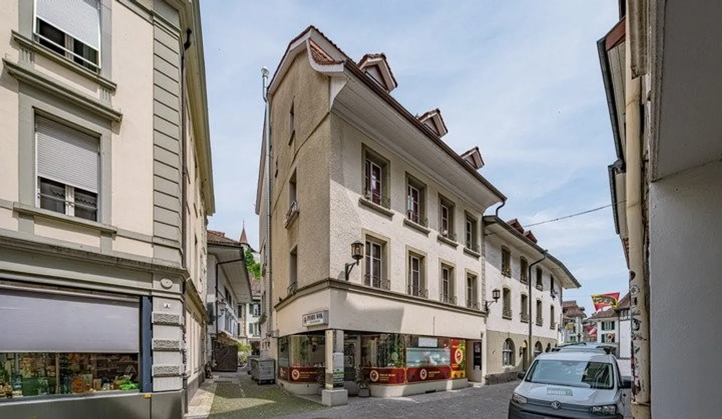 OLD TOWN JEWEL WITH GREAT POTENTIAL - Photo 8 of 8