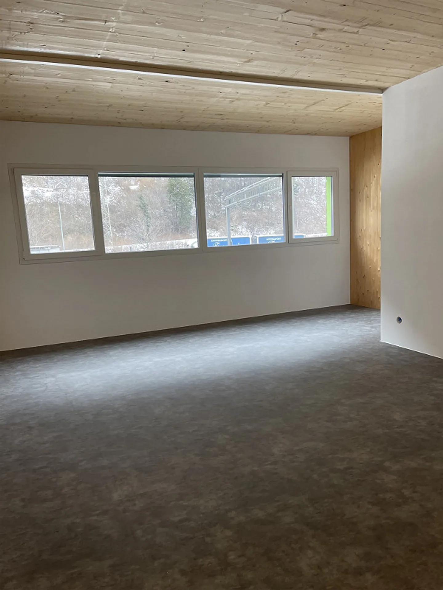 Stanza, ca. 65 m2, al 1° piano, in affitto ad Amsteg - Foto 2 di 9