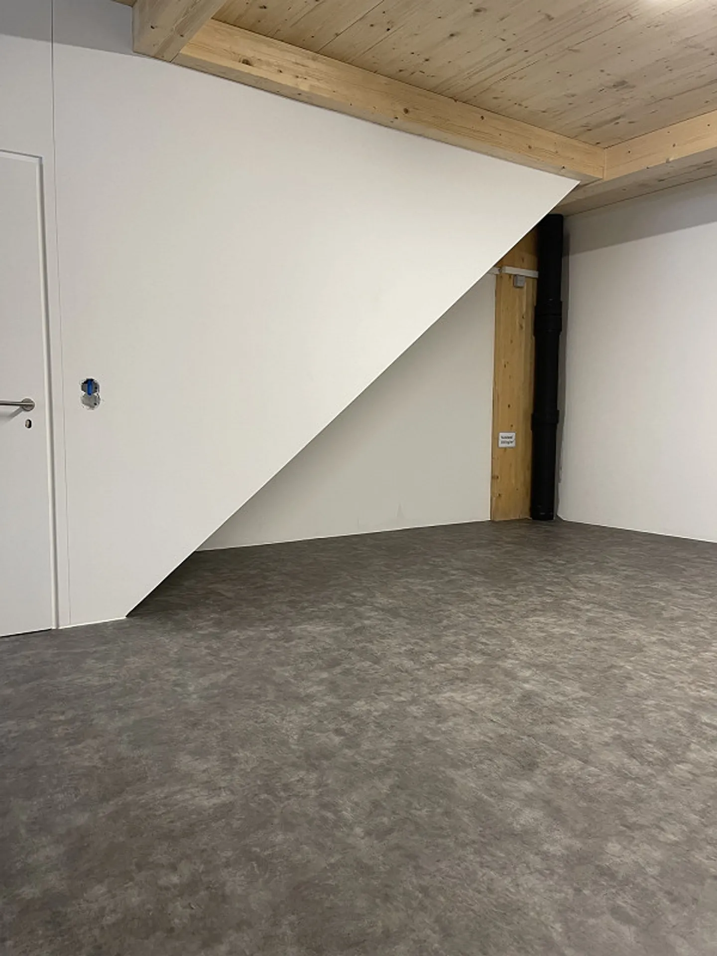 Stanza, ca. 65 m2, al 1° piano, in affitto ad Amsteg - Foto 4 di 9