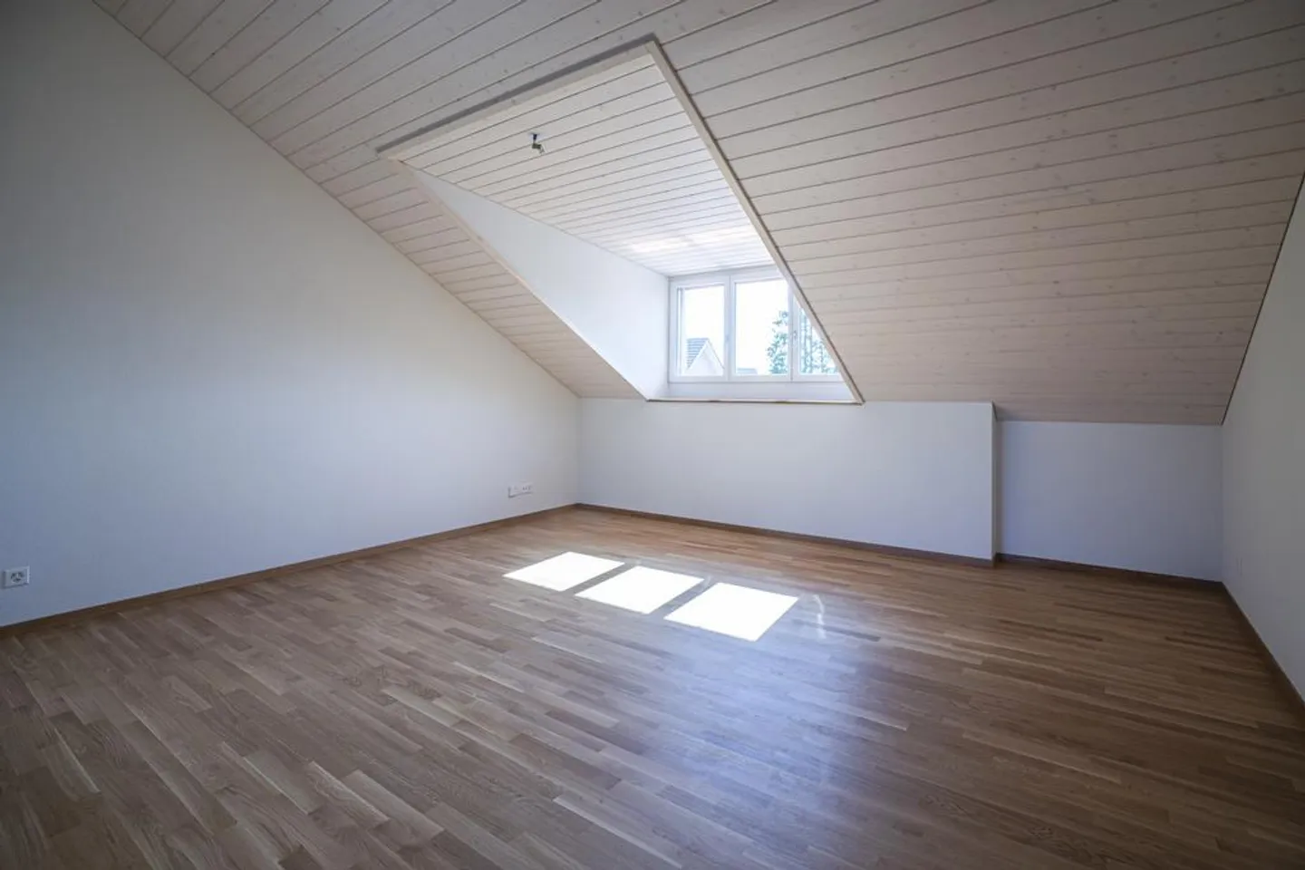 Appartamento 2.5 locali in affitto - Foto 3 di 7
