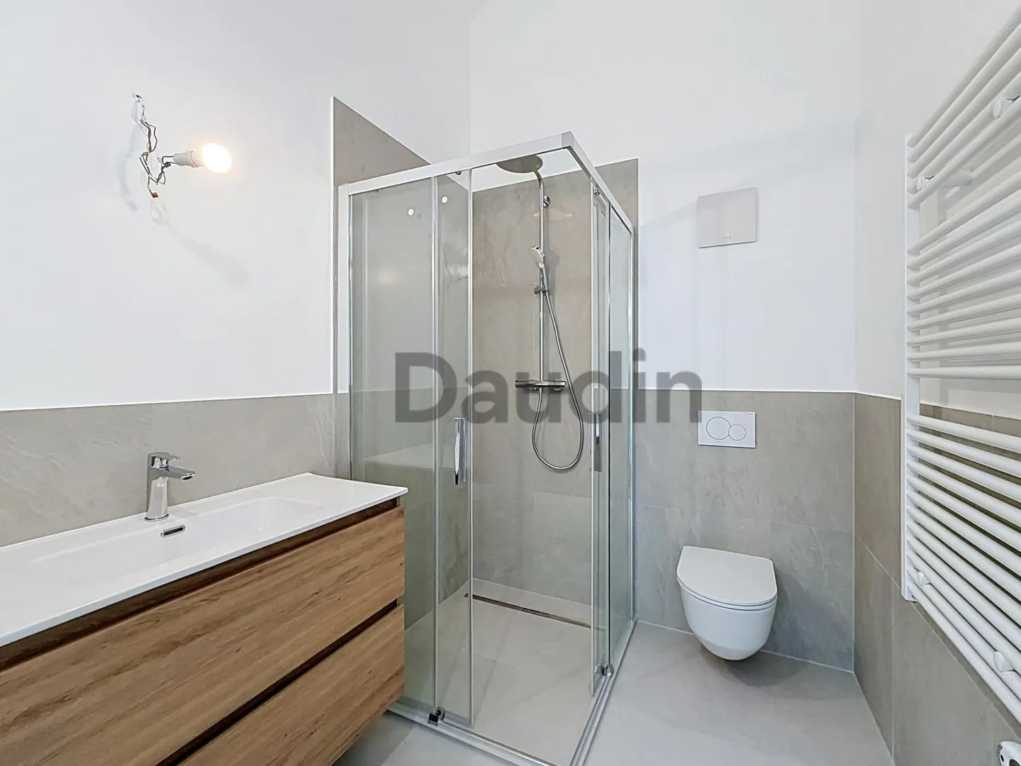 Adjacent renovated villa with garden in Versoix - Photo 10 of 13