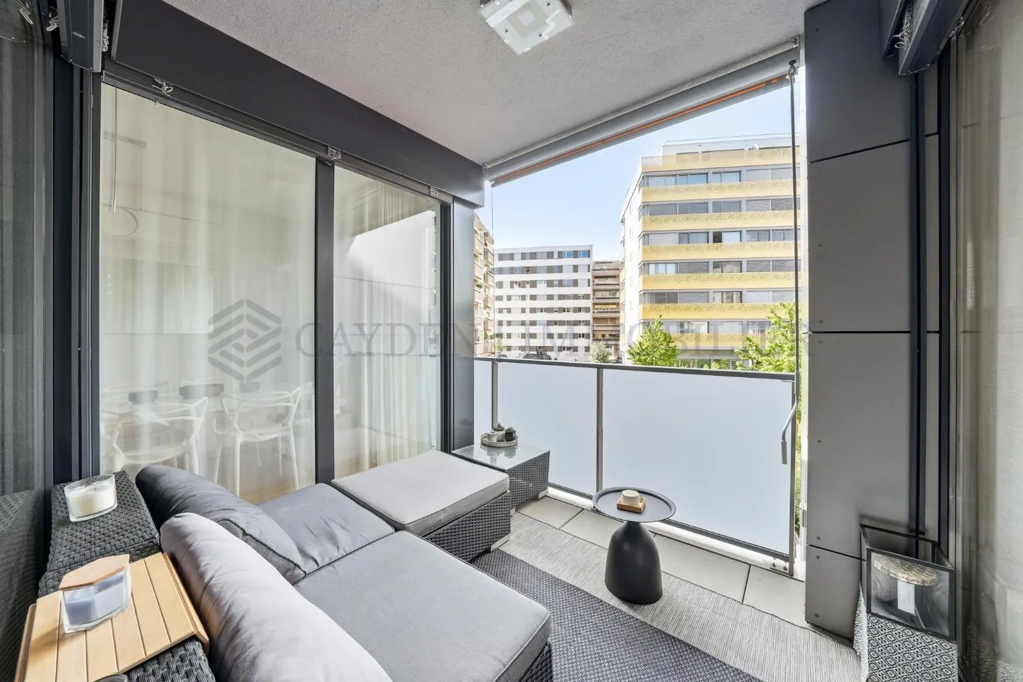 Superb 5.5-room furnished apartment, crossing - available October 2026 - Photo 3 of 8