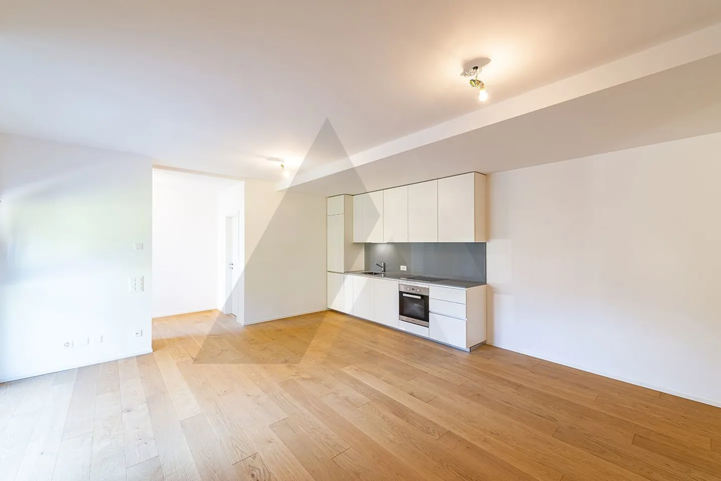 NEUE 2,5-ZIMMER-WOHNUNG MIT GARTEN IN LUGANO - Foto 5 von 8