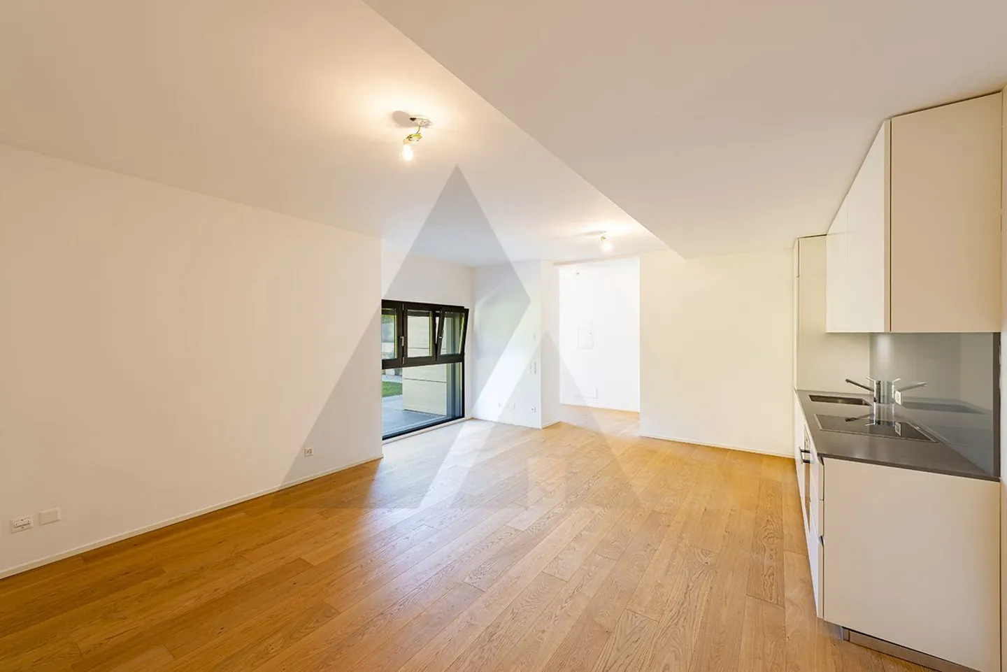 NEUE 2,5-ZIMMER-WOHNUNG MIT GARTEN IN LUGANO - Foto 6 von 8