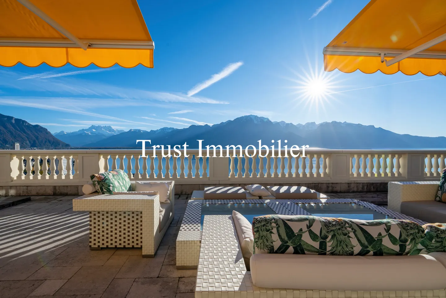 Exceptional Penthouse in the Heart of Montreux. Exclusive. - Photo 3 of 31