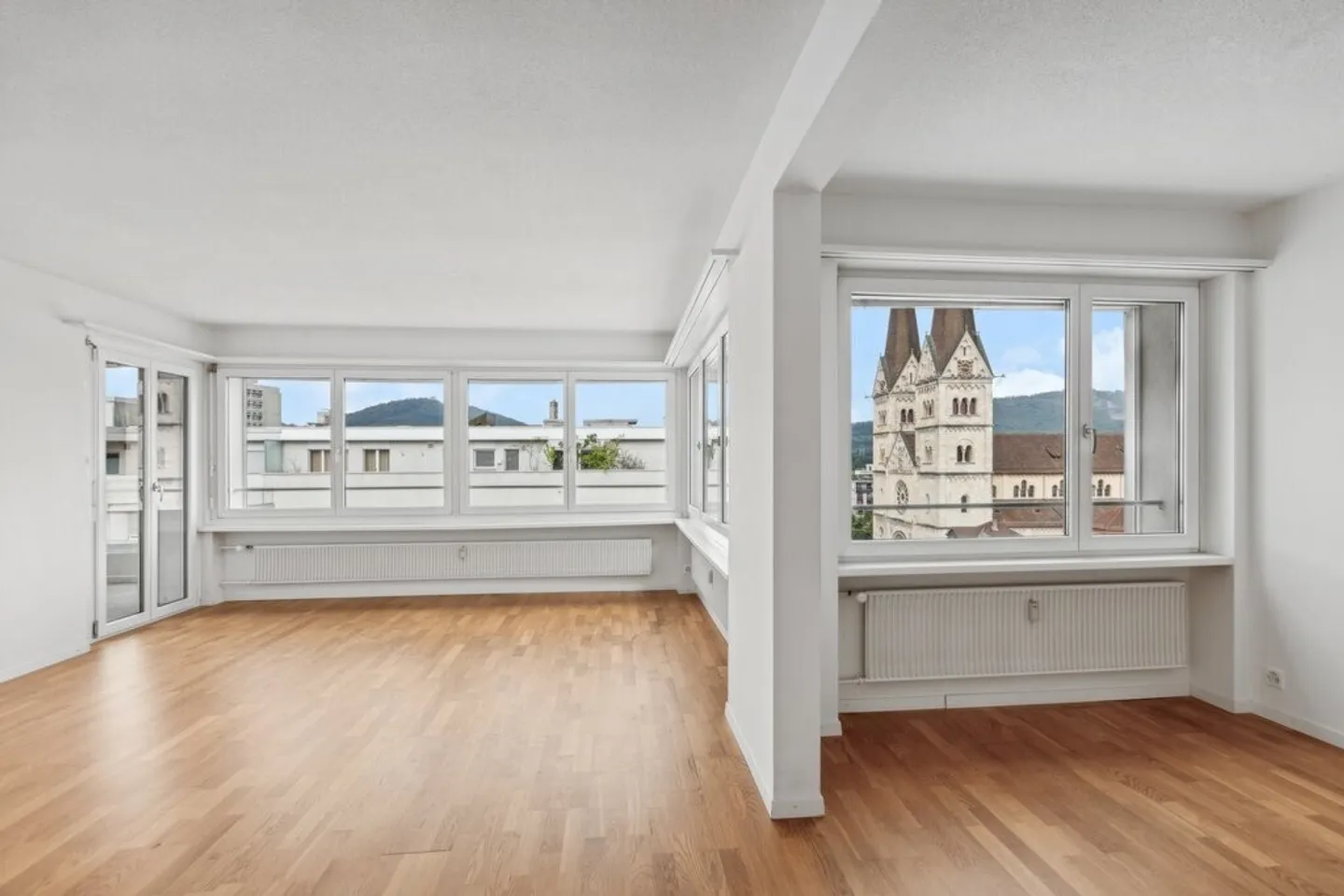 Emplacement central avec d'excellentes connexions - Photo 2 sur 10