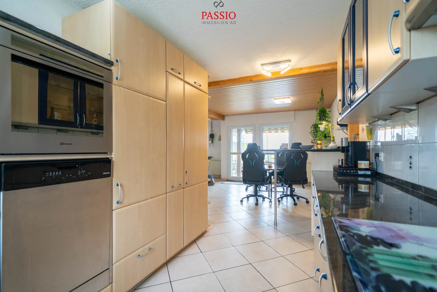 Well-maintained 5.5-room single-family house with garden paradise in Walterswil - Photo 11 of 32