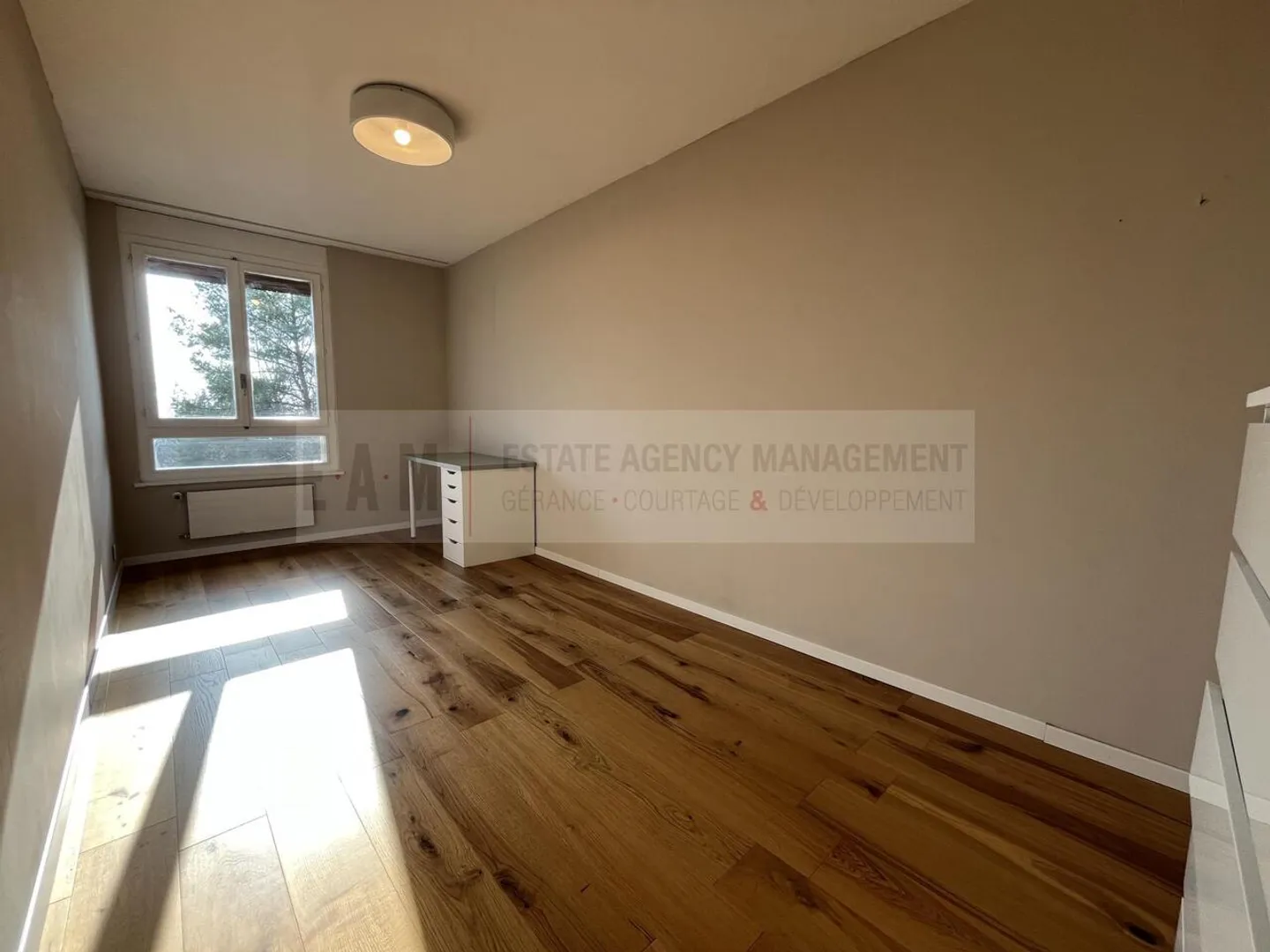 Apartment for sale - Photo 8 of 9