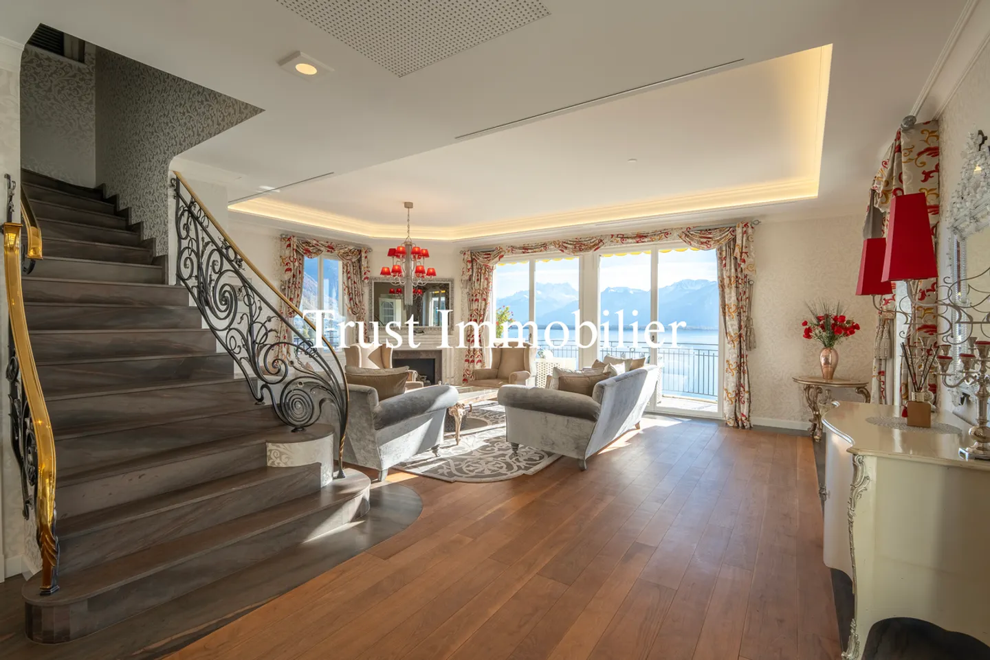 Exceptional Penthouse in the Heart of Montreux. Exclusive. - Photo 13 of 31