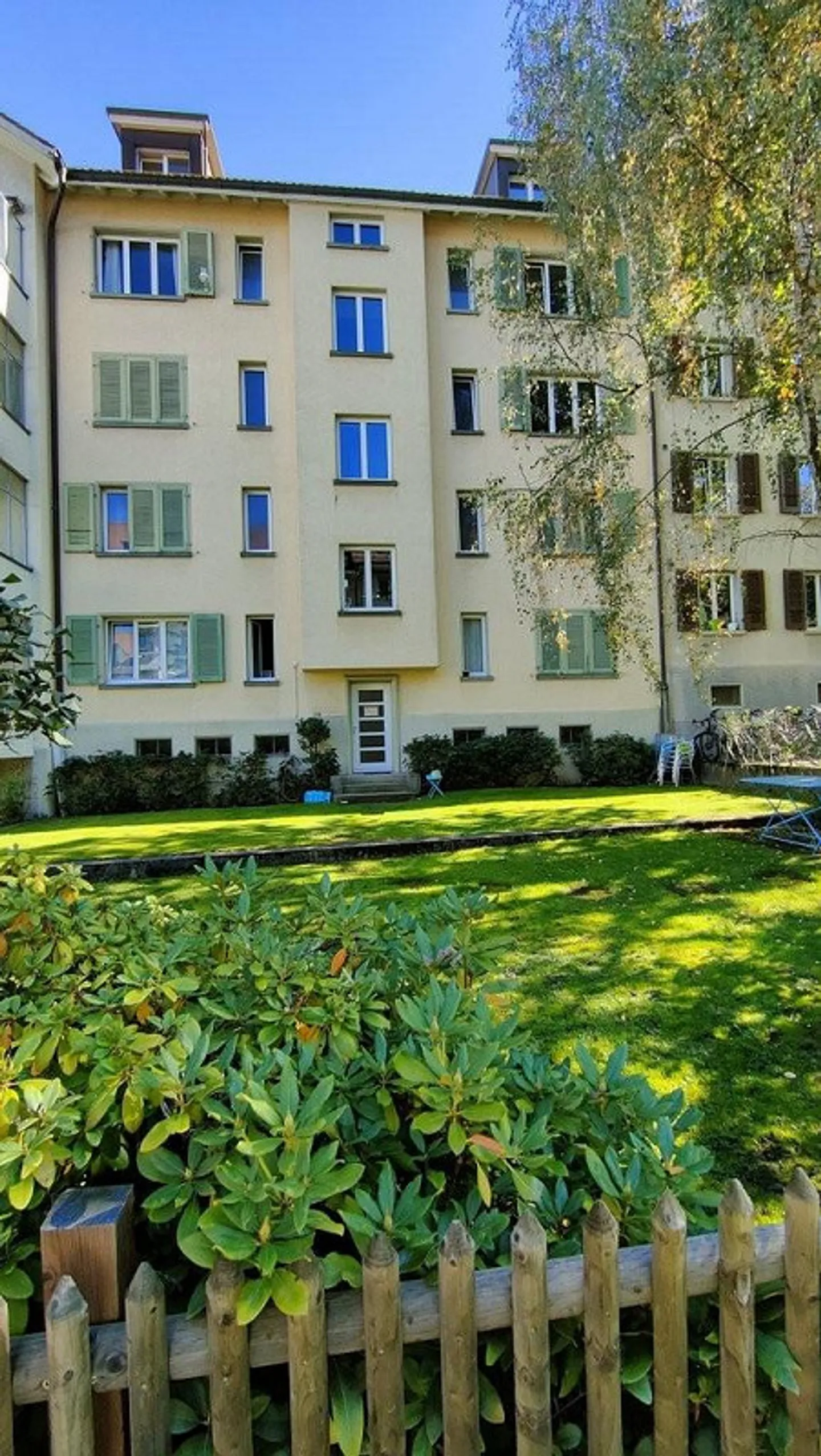 Charmante Dachwohnung in Weissenbühl - Foto 1 von 9