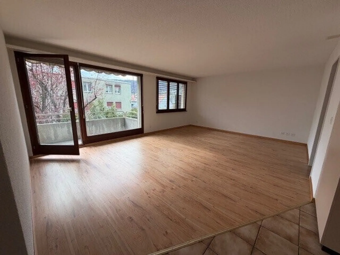 Charmante Wohnung in Biel - Foto 3 von 8