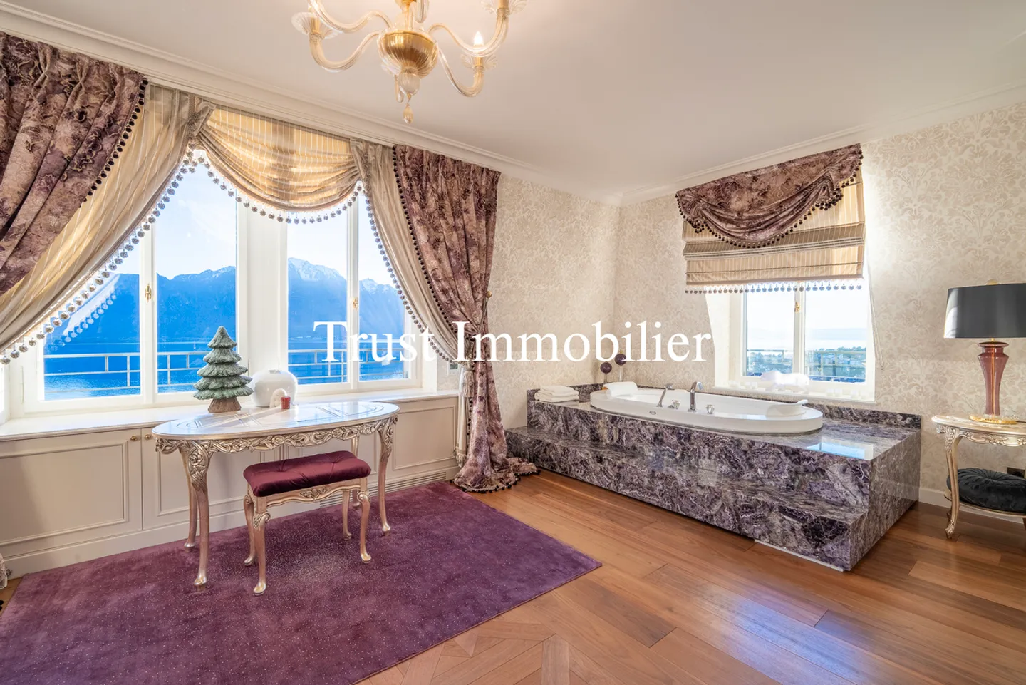 Exceptional Penthouse in the Heart of Montreux. Exclusive. - Photo 22 of 31