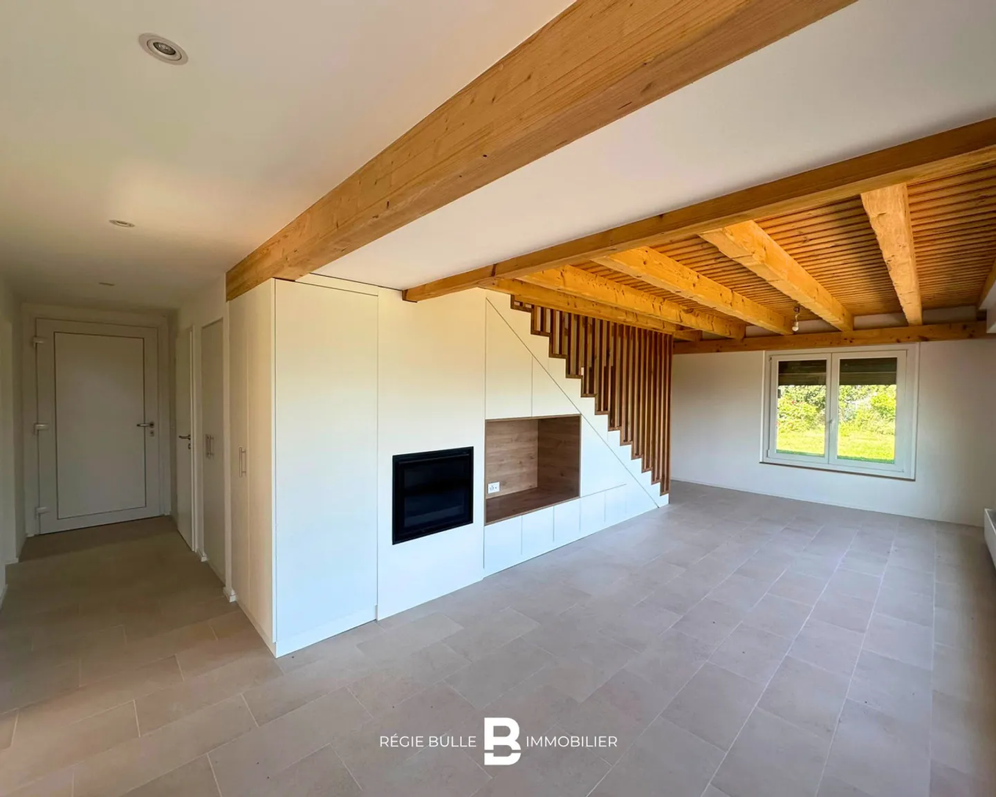 Le Bry - Wunderschöne renovierte Villa mit herrlichem Blick - Foto 3 von 13
