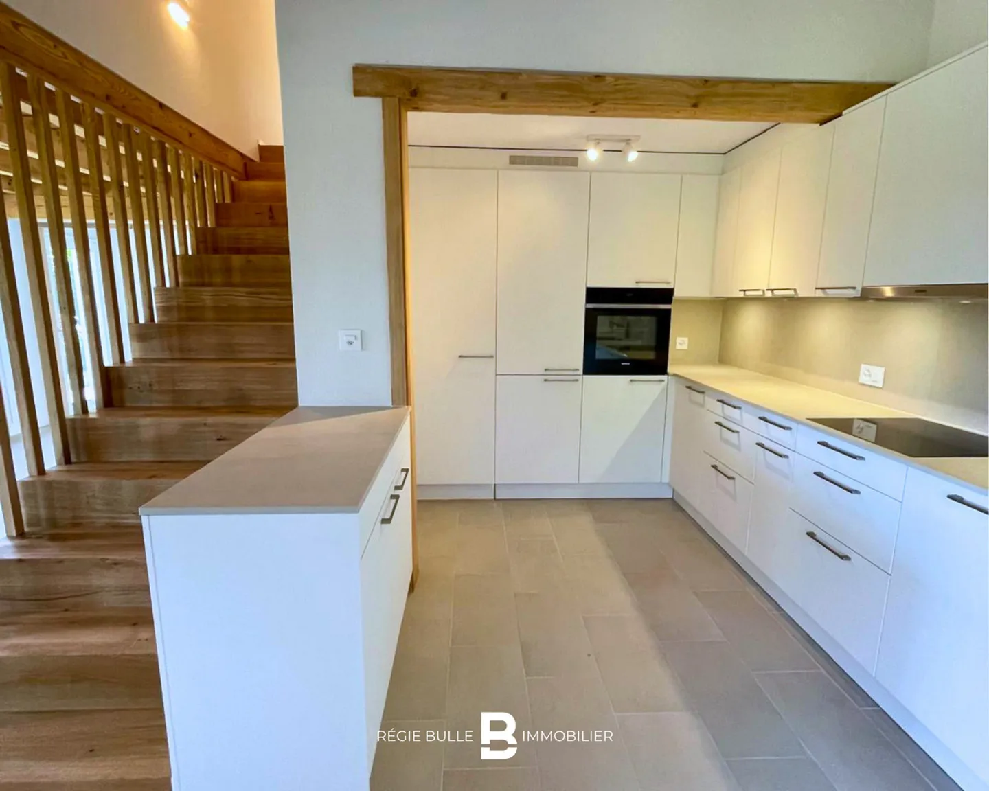 Le Bry - Wunderschöne renovierte Villa mit herrlichem Blick - Foto 4 von 13