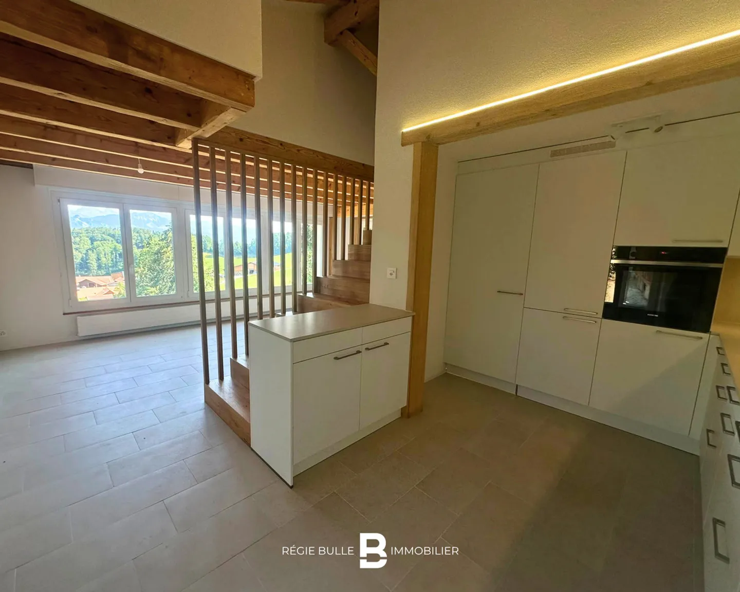 Le Bry - Wunderschöne renovierte Villa mit herrlichem Blick - Foto 5 von 13