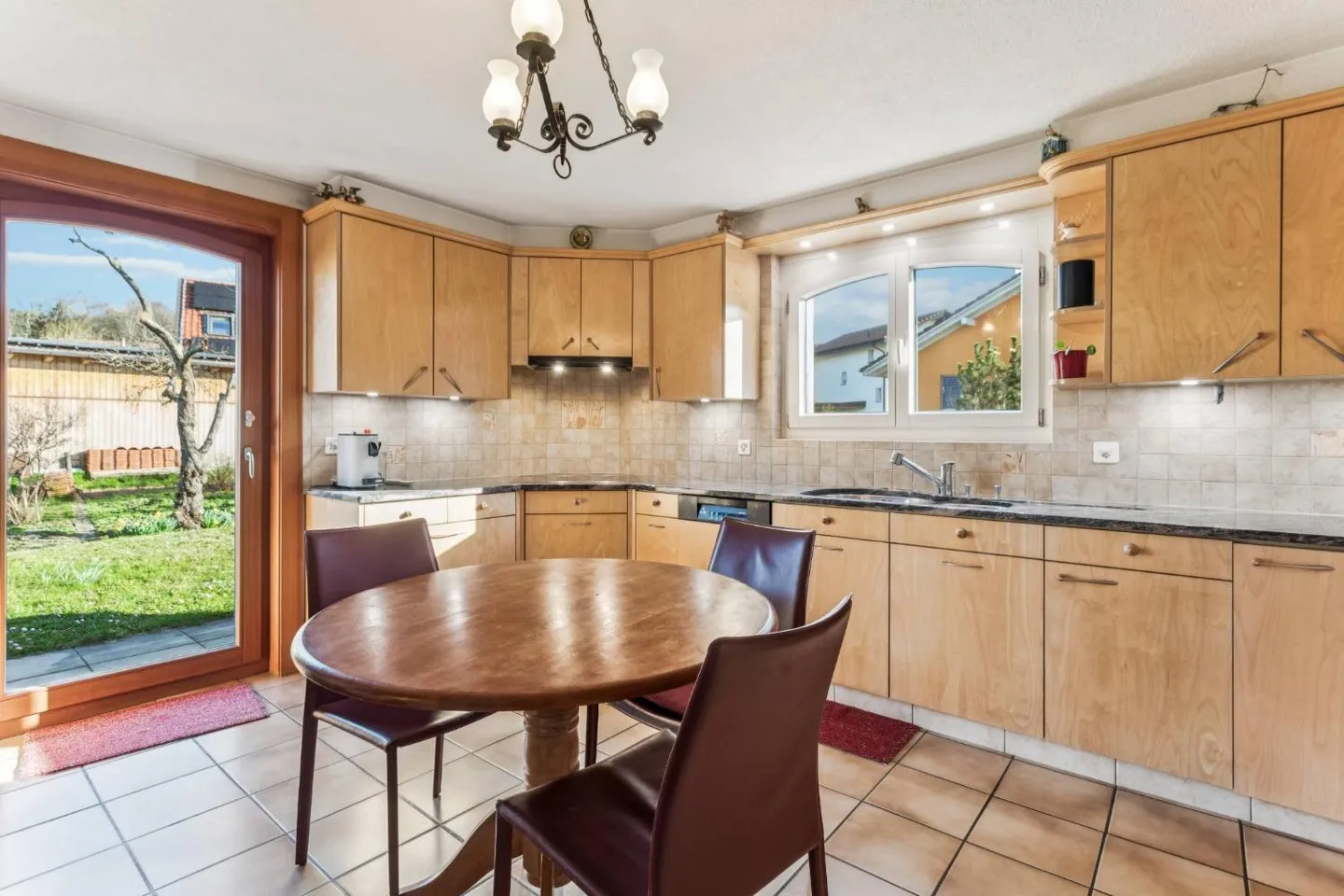 Maison familiale spacieuse - Photo 6 sur 8