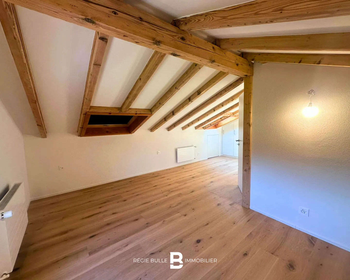 Le Bry - Wunderschöne renovierte Villa mit herrlichem Blick - Foto 7 von 13