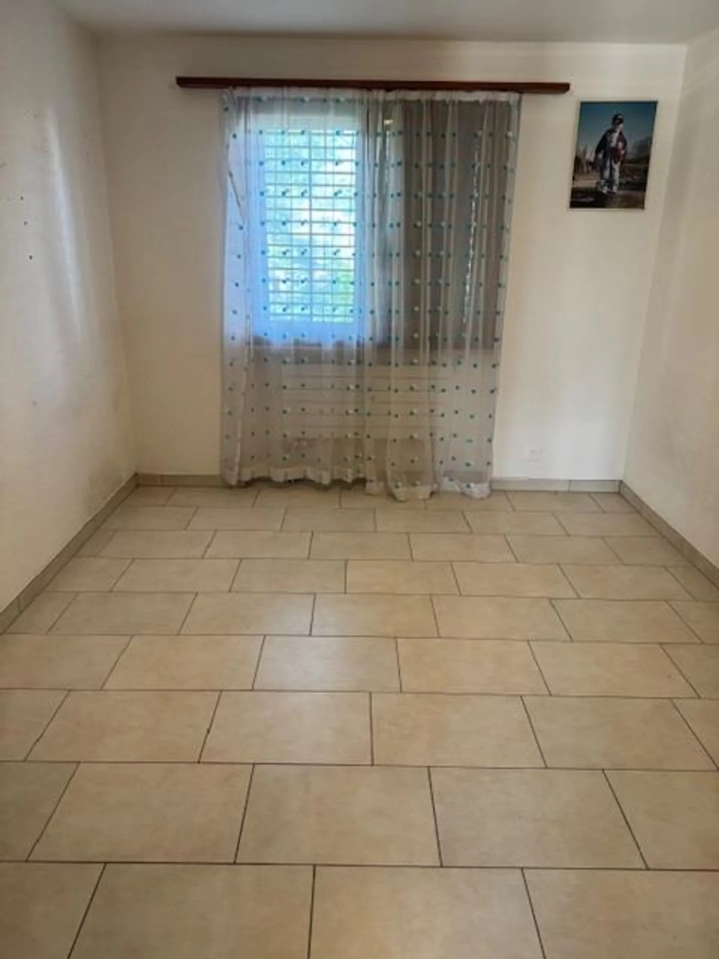 Bright 4.5-room apartment with patio in Gelterkinden - Photo 8 of 9