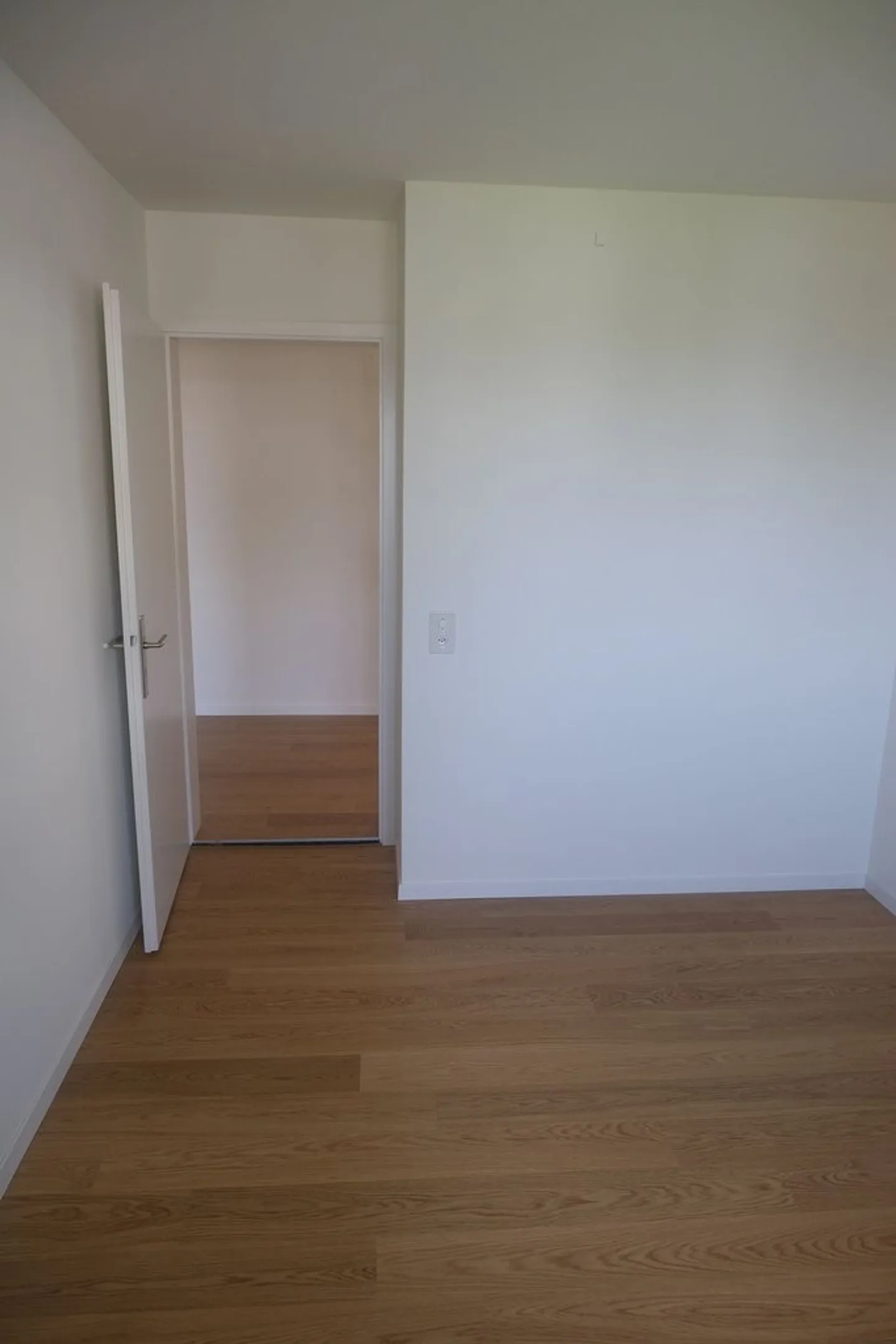 Spacious 5-room apartment in Adliswil - Photo 8 of 8