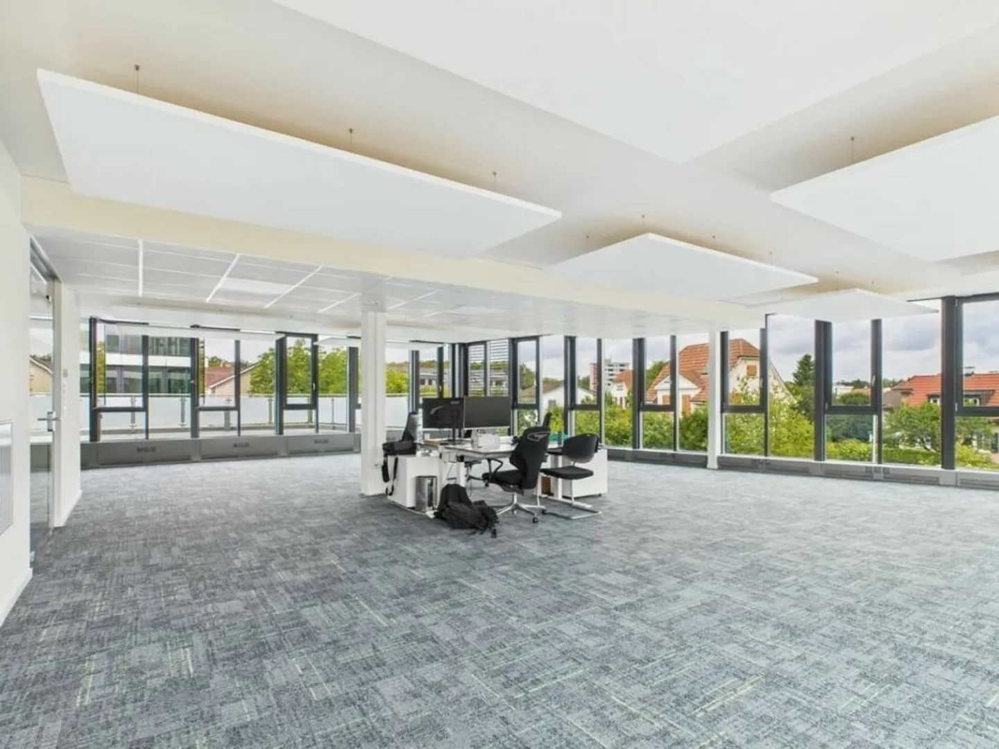 Ufficio rappresentativo con 9 stanze e molta luce naturale - Foto 1 di 10