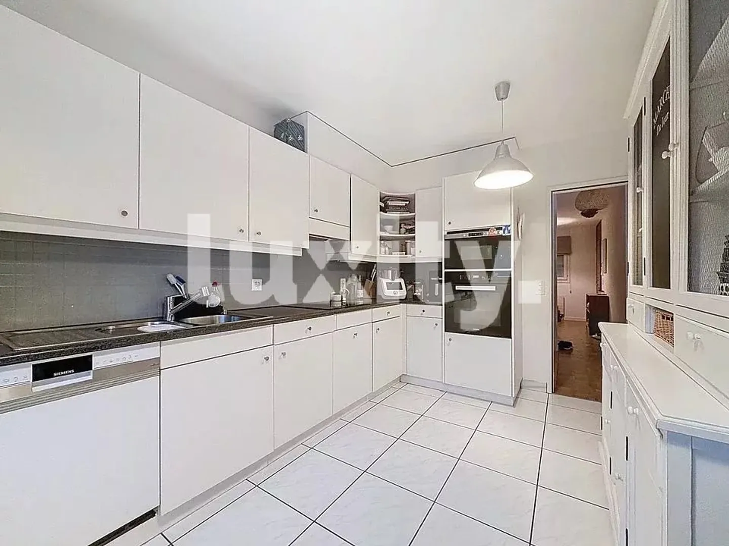 Maison Familiale Spacieuse avec Piscine - Photo 4 sur 5