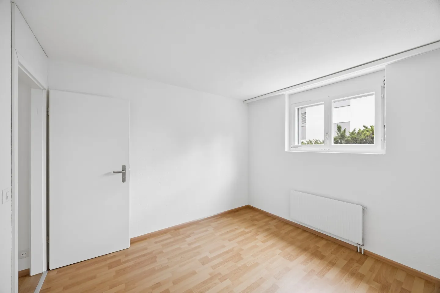Dreamlike renovated apartment - Photo 7 of 10
